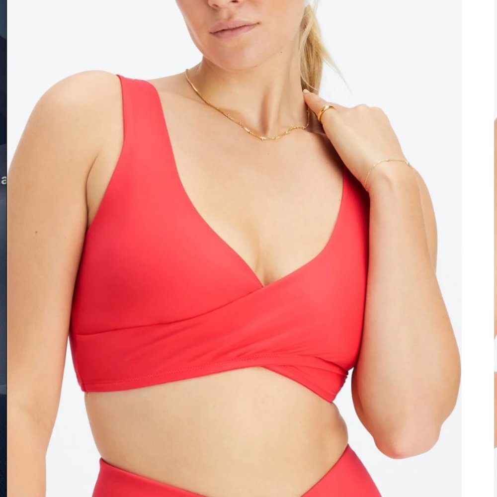 NWT - Fabletics Low Impact Crossover Bra - Strawberry Red